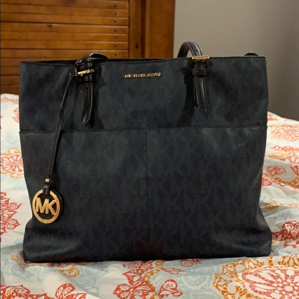 MK Purse